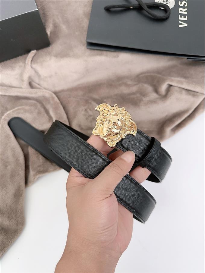 2026818112322307 